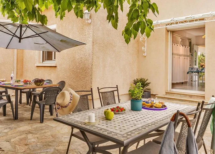 Villa Tous Conforts Avec Piscine Privee Et Acces
