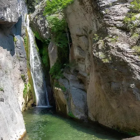 Villa Tous Conforts Avec Piscine Privee Et Acces *