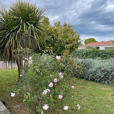 Вилла Tous Conforts Avec Piscine Privee Et Acces *