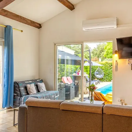 Tous Conforts Avec Piscine Privee Et Acces Червионе