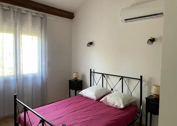 Villa Tous Conforts Avec Piscine Privee Et Acces *