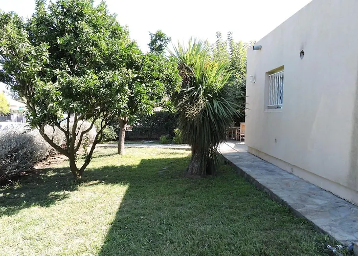 Tous Conforts Avec Piscine Privee Et Acces Villa *