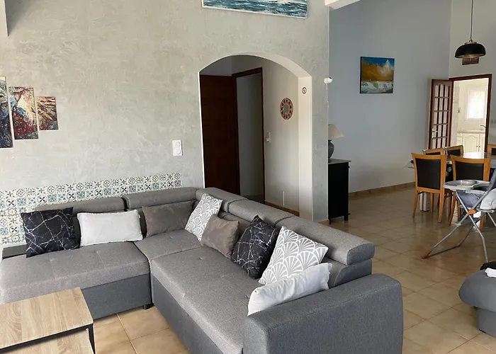 Tous Conforts Avec Piscine Privee Et Acces Villa Cervione